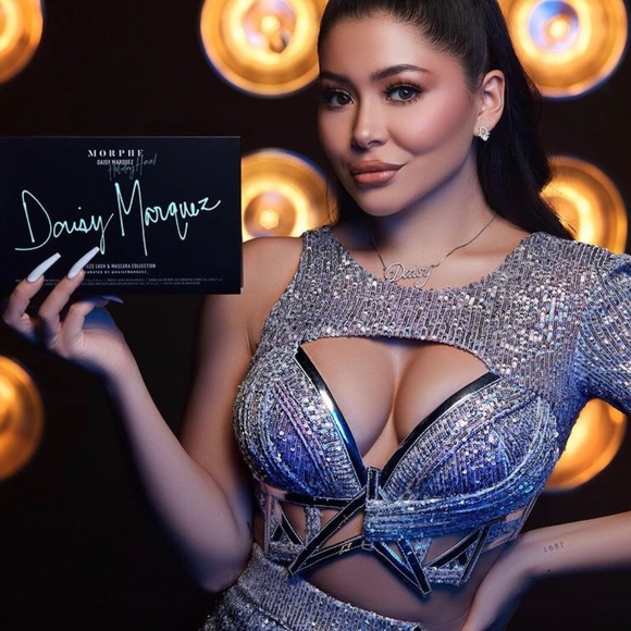 Morphe x Daisy Marquez Holiday Lash Haul NWT - Picture 7 of 7